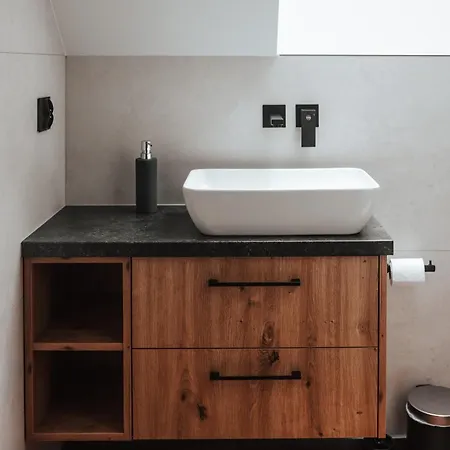 Prázdninový dům Ptasia Ferajna - Caloroczne W Dolinie Baryczy Milicz