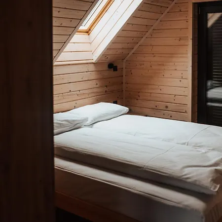 Prázdninový dům Ptasia Ferajna - Caloroczne W Dolinie Baryczy